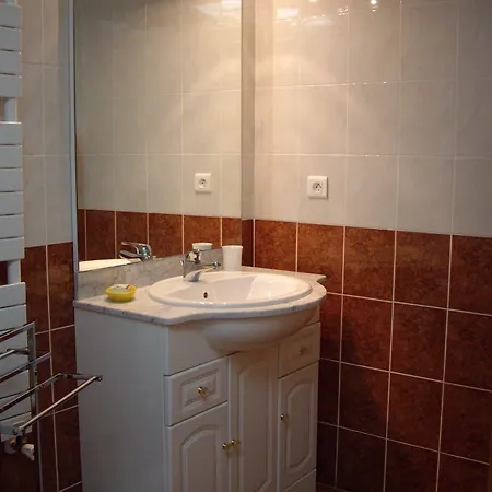 Bed and breakfast Mas Des Oliviers Niza