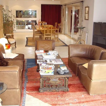 Bed and breakfast Mas Des Oliviers Niza