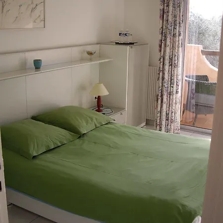 Mas Des Oliviers Bed and breakfast Niza